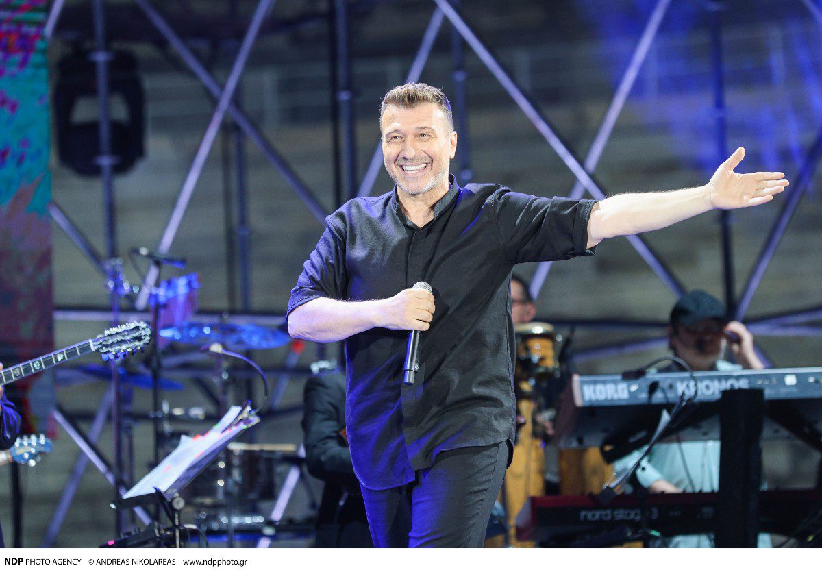 Γιάννης Πλούταρχος