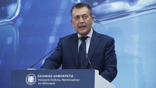 Γιάννης Βρούτσης