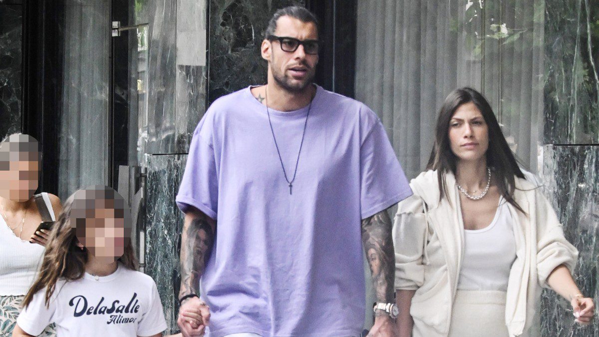 Γιώργος Πρίντεζης, Στέλλα Κωστοπούλου κόρη