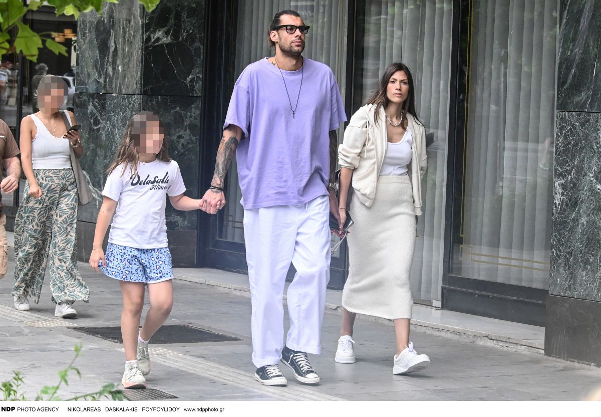 Γιώργος Πρίντεζης, Στέλλα Κωστοπούλου κόρη