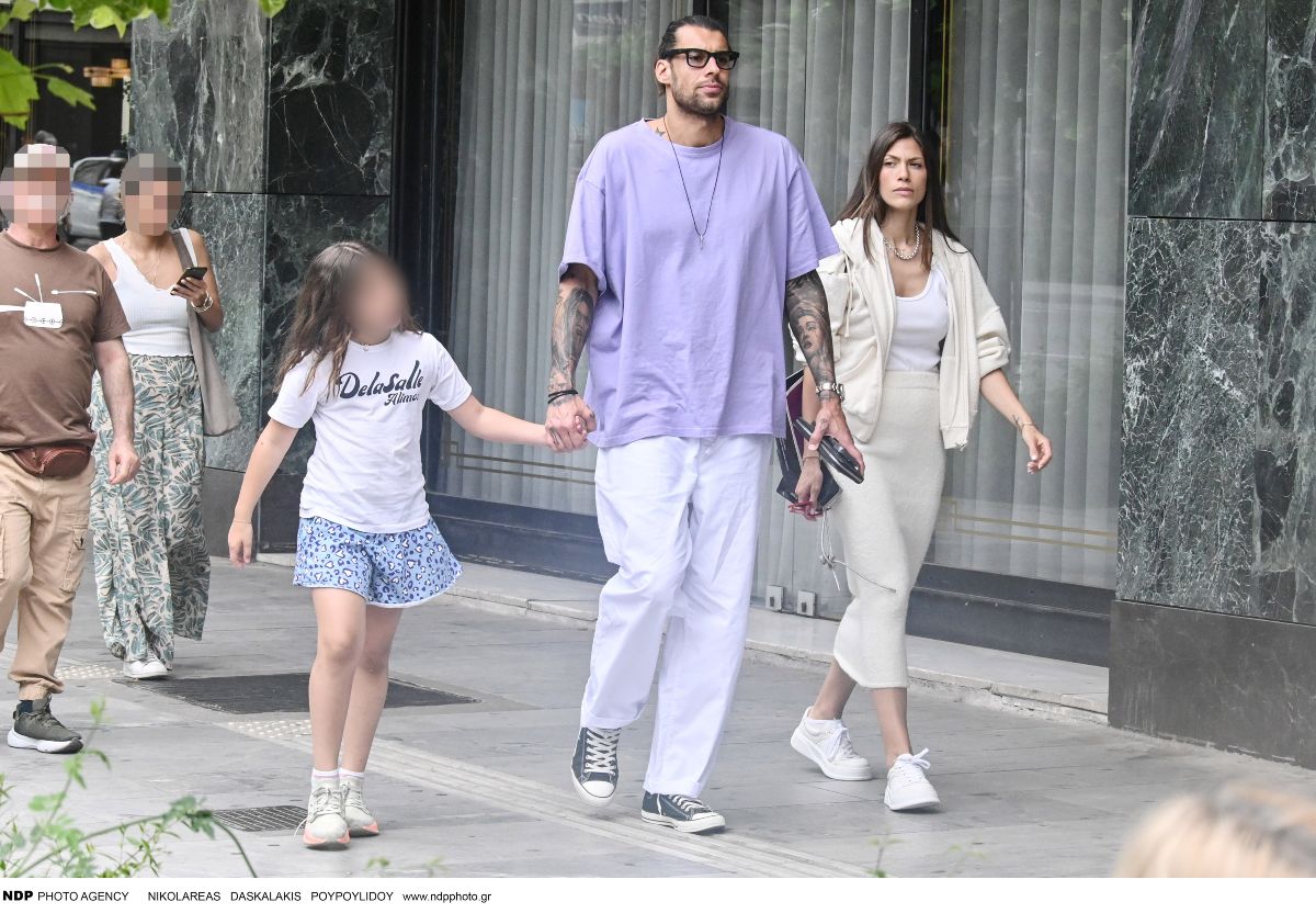 Γιώργος Πρίντεζης, Στέλλα Κωστοπούλου κόρη