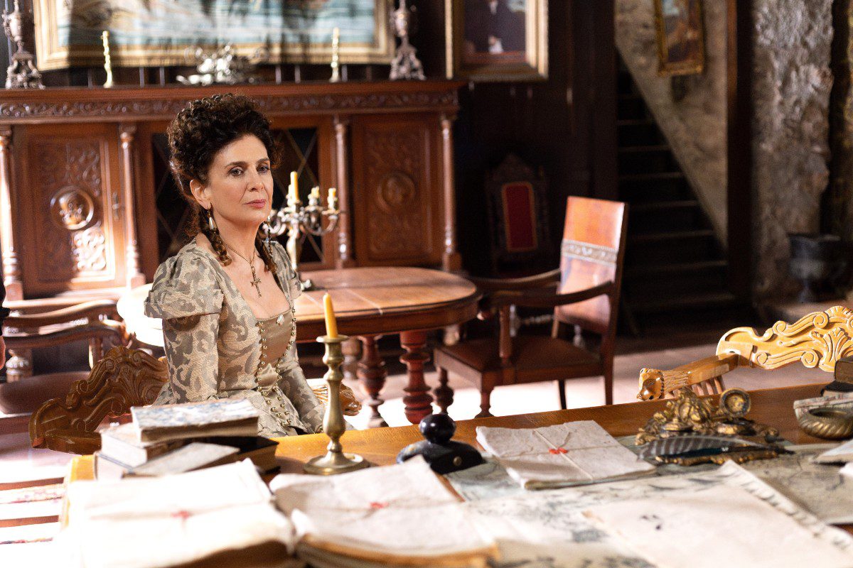 Η Κατερίνα Διδασκάλου στη «Μάγισσα - Φλεγόμενη καρδιά»