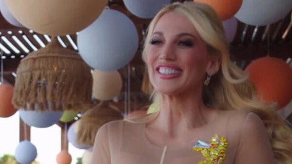 Η Κωνσταντίνα Σπυροπούλου στη βάφτιση του γιου της