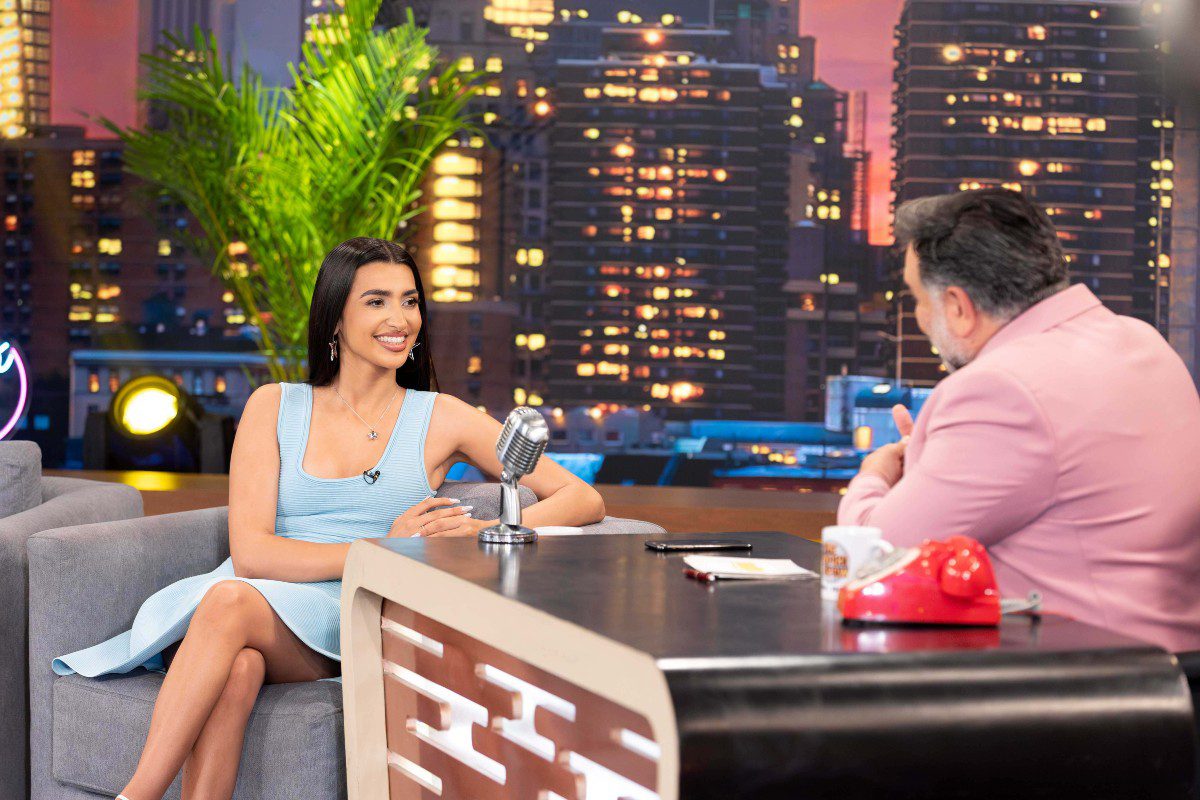 The 2Night Show Αναστασία