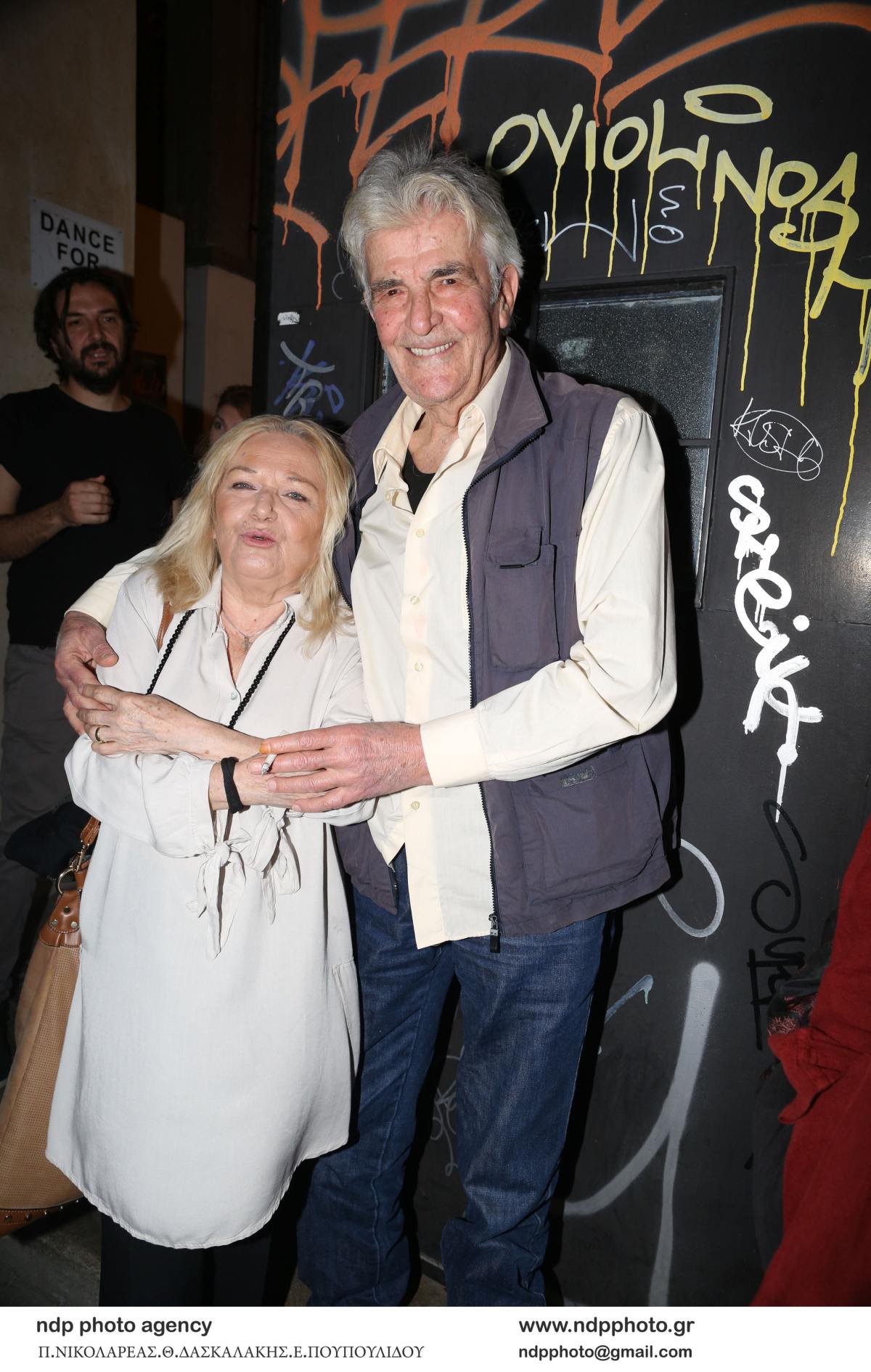 Βίλμα Τσακίρη σύζυγος