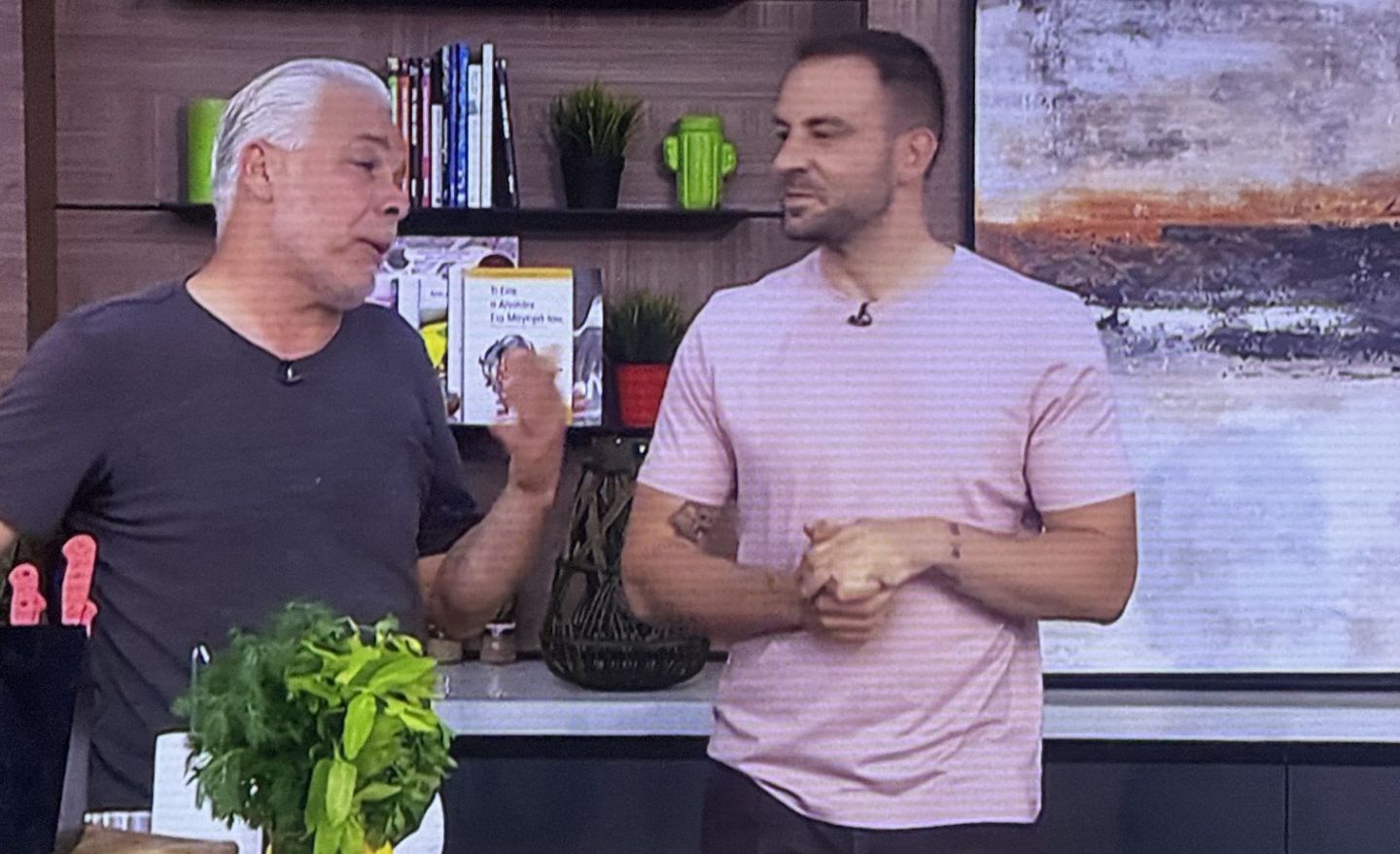 Ο Χάρης Χριστόπουλος σε ρόλο σεφ