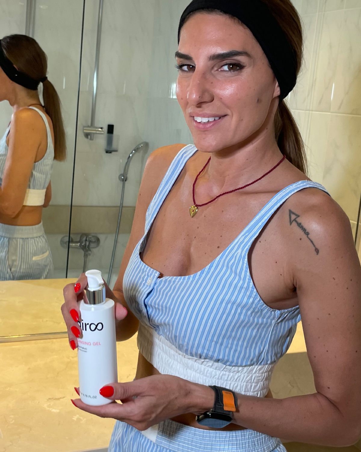 καθαριστικό προσώπου Apiro Cosmetics