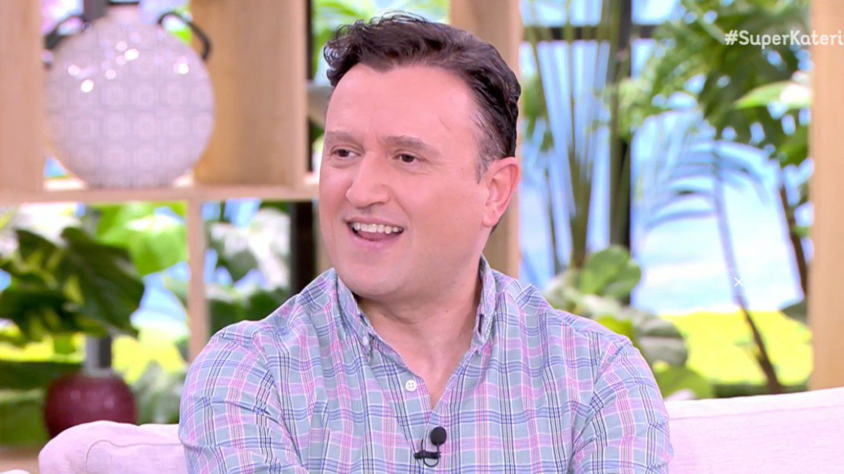 Ο Αργύρης Αγγέλου στο Super Κατερίνα