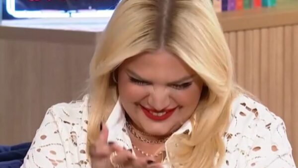 Η Δανάη Μπάρκα στο Στούντιο 4