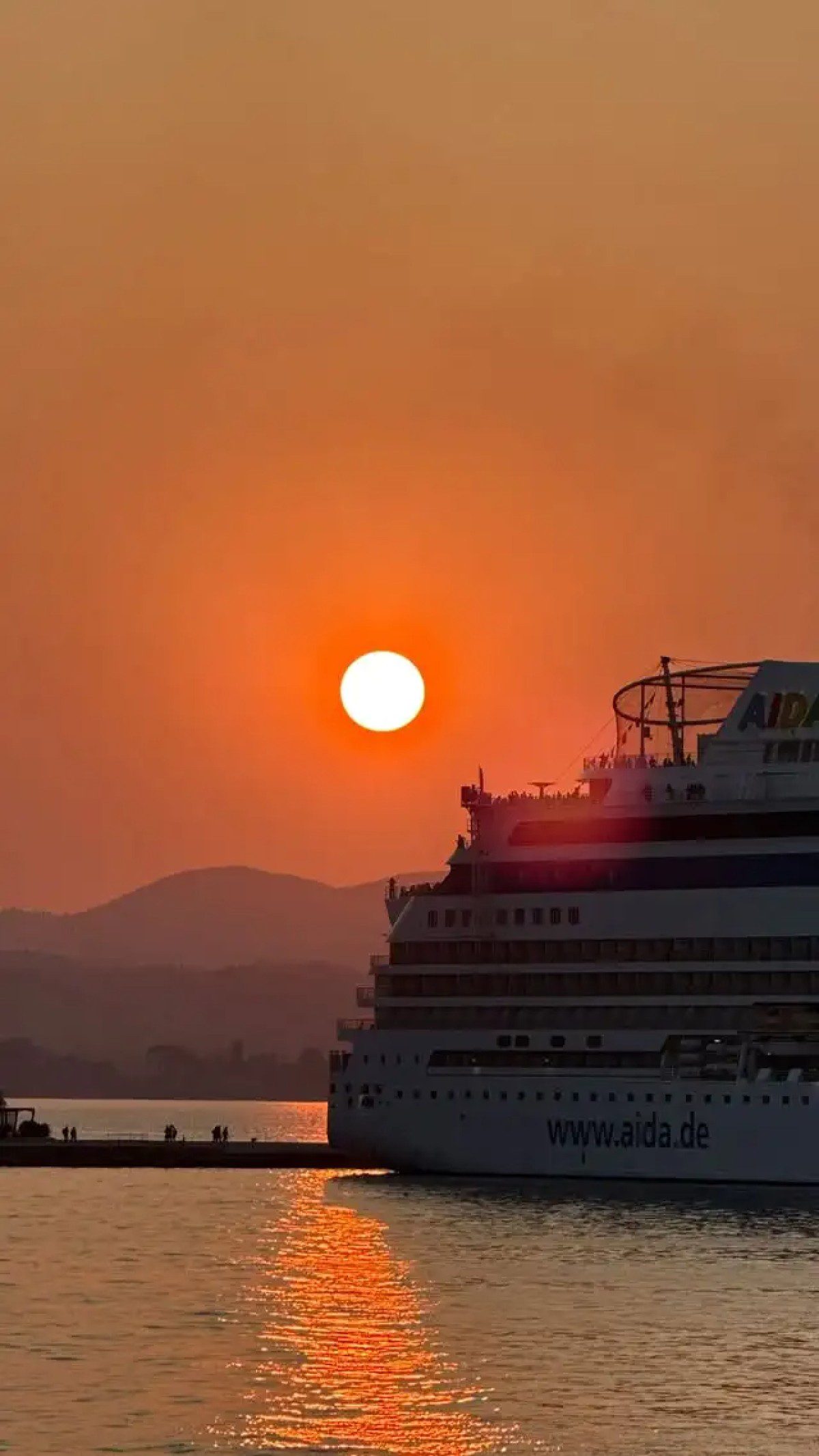 Το ηλιοβασίλεμα στην Κέρκυρα