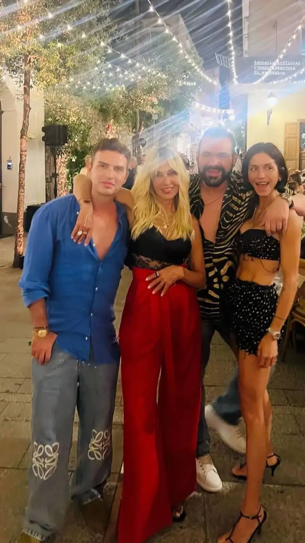 Η Άννα Βίσση στο πάρτι της οικογένειας Κούστα