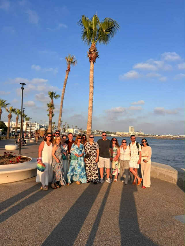 Κουτσελίνη διακοπές με συνεργάτες