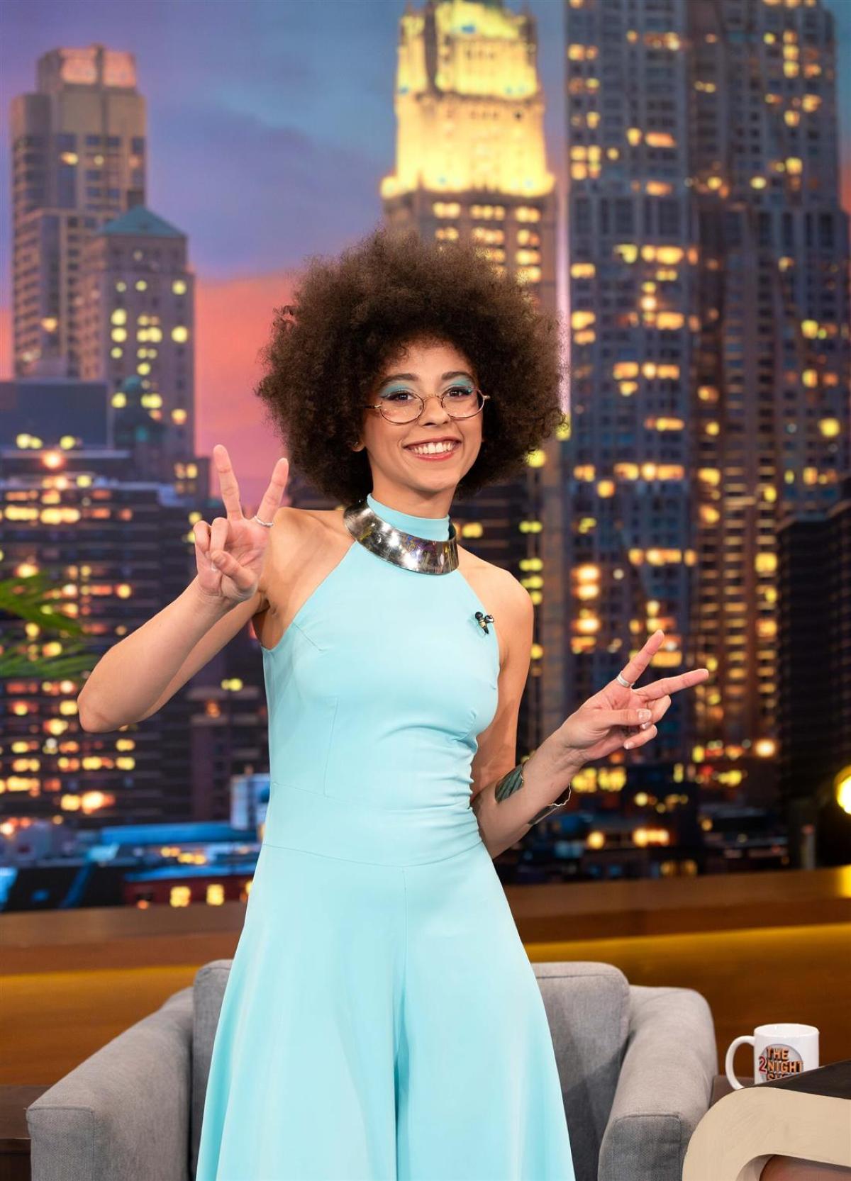 Η Λήδα Φίστερ στο The 2night show