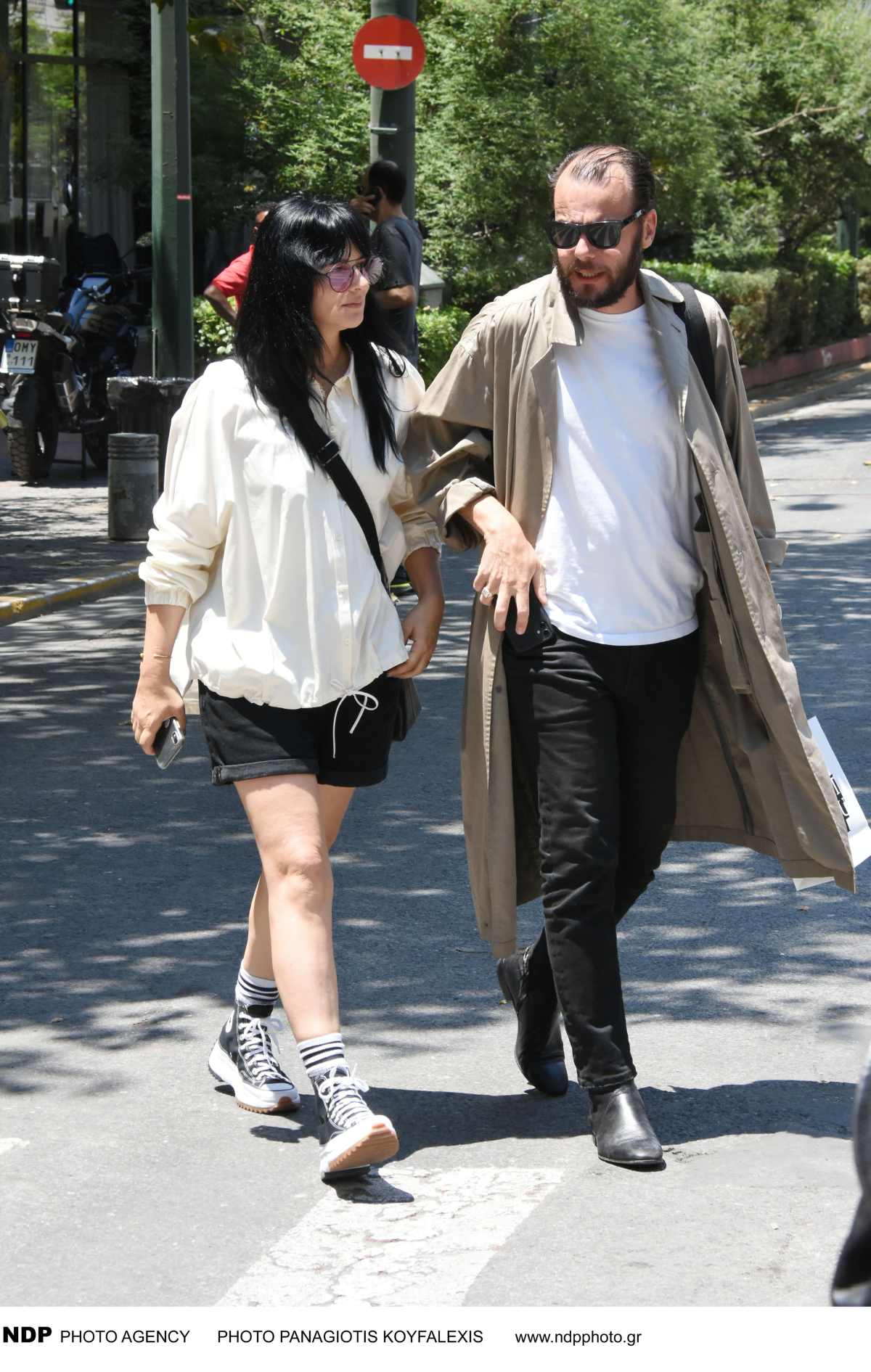 Ζενεβιέβ Μαζαρί για τον σύζυγό της: «Ζηλεύω πάρα πολύ! Κάνω όλες τις κατινιές, δεν μασάω»