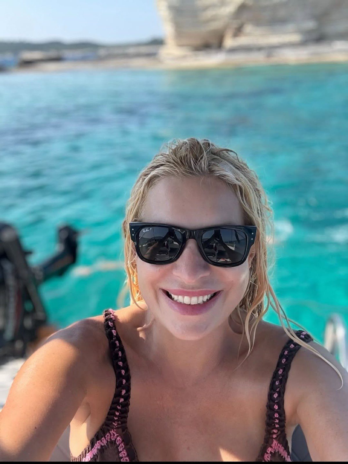 Ελένη Μενεγάκη: Σε ψαροταβέρνα στην Χαλκίδα με τον Ματέο Παντζόπουλο (Φωτογραφίες)