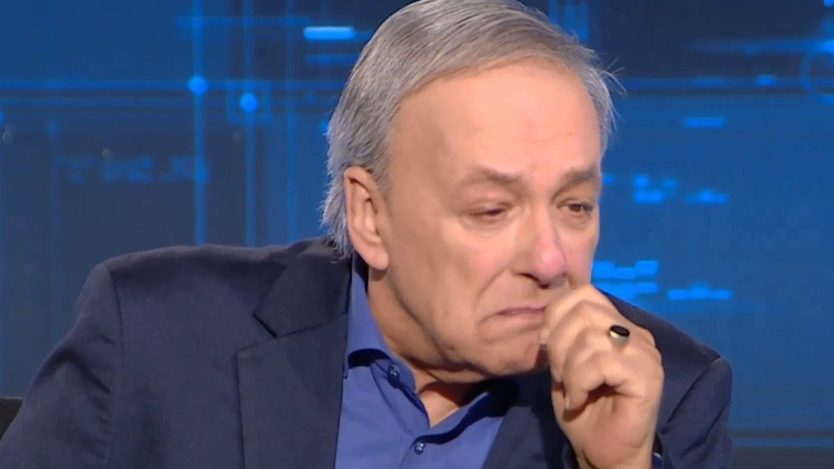 Ο Ανδρέας Μικορύτσικος στο Ενώπιος Ενωπίω