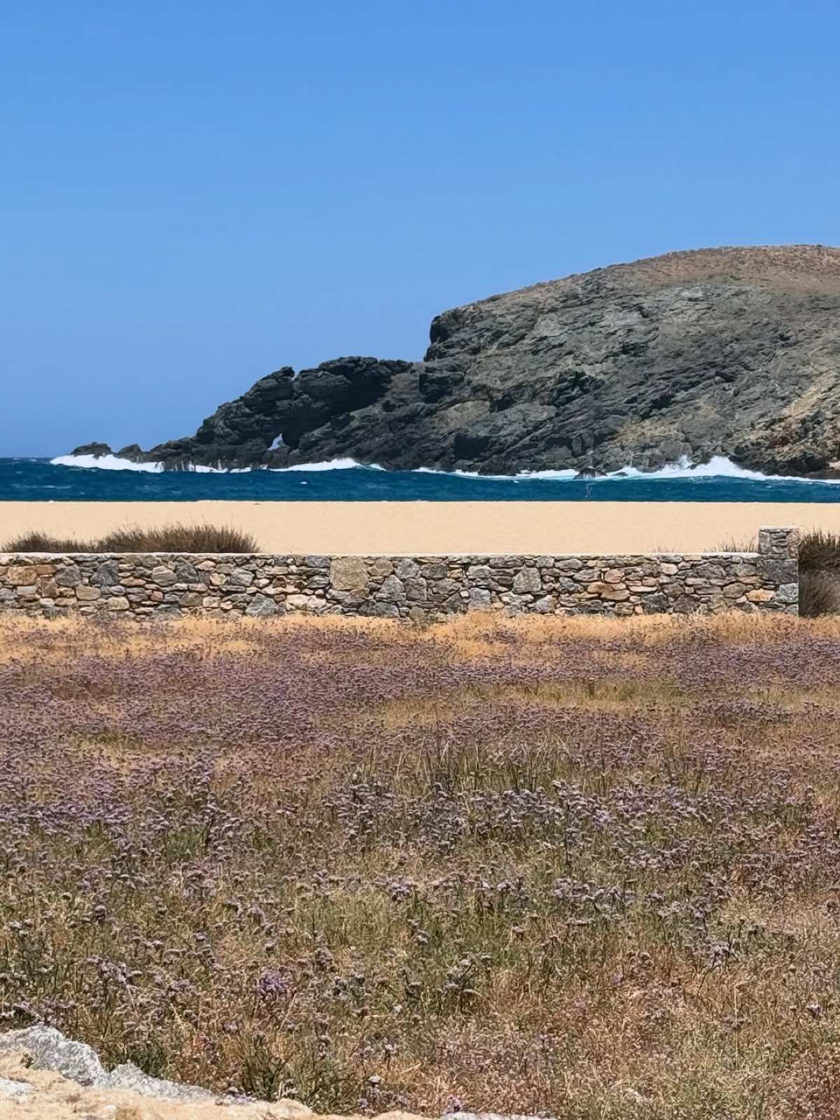 Νάνσυ Αντωνίου: Η τρυφερή αγκαλιά με τον Αρναούτογλου - Το άλμπουμ από τις διακοπές τους στη Μύκονο