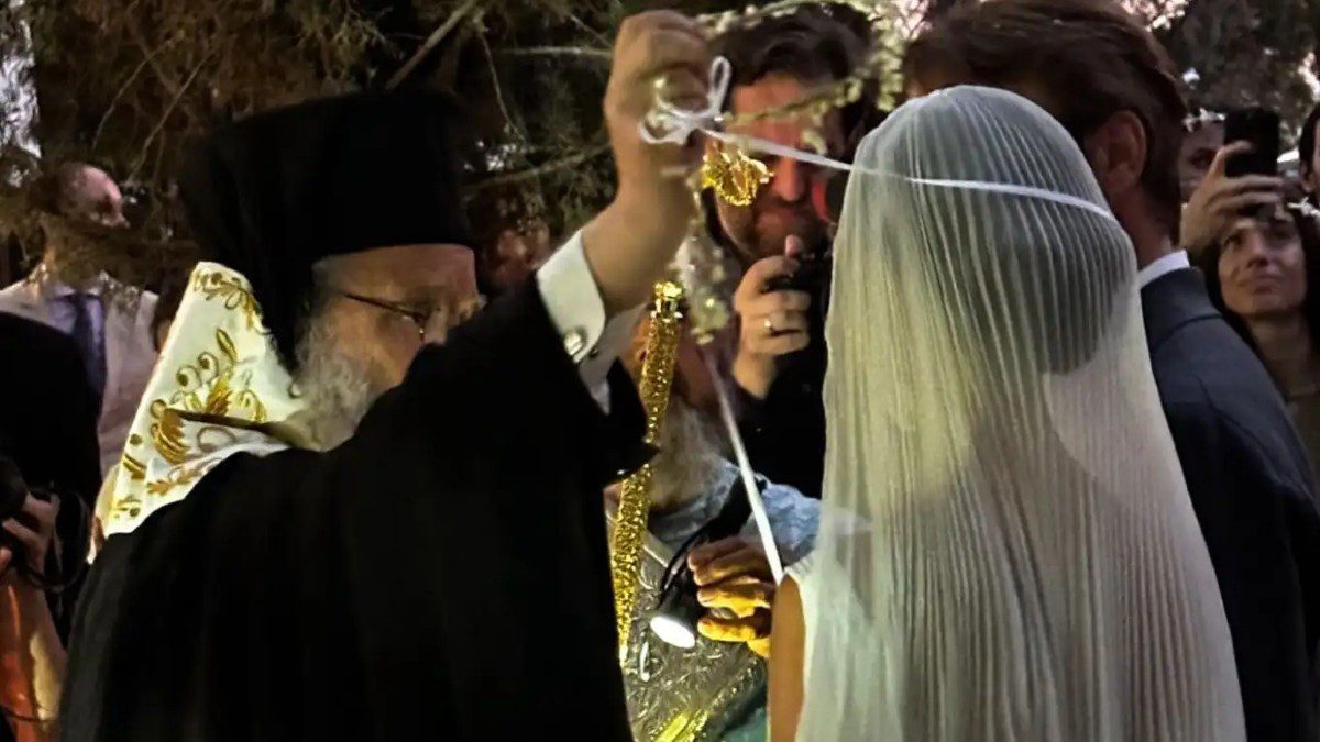 Η πρώτη φωτογραφία από το γάμο του Νικόλα Νιάρχου