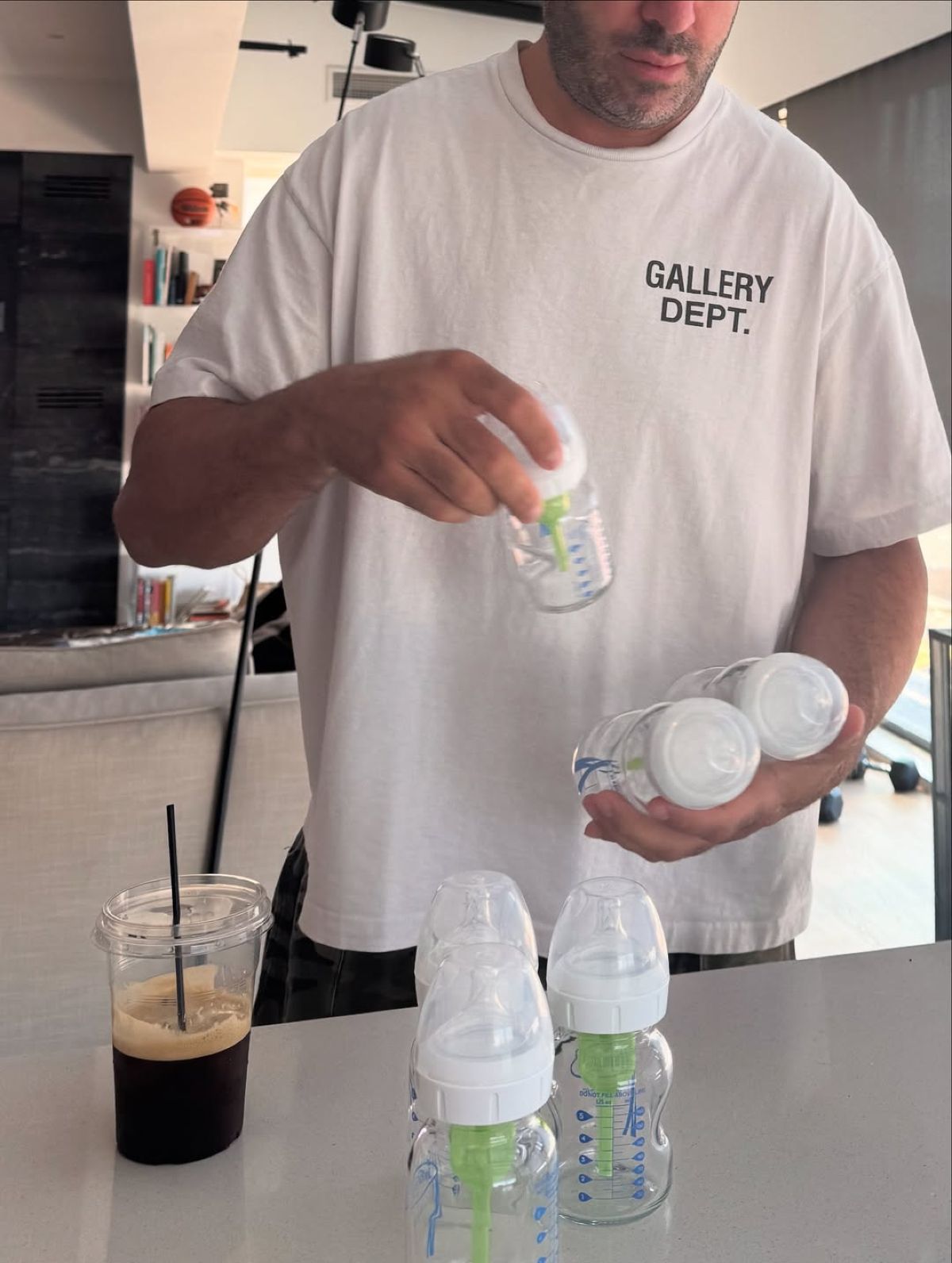 Ο σύζυγος της Δώρας Παντέλη