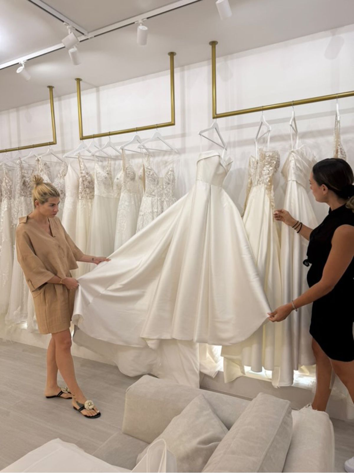 Ευρυδίκη Παπαδοπούλου: Τα στιγμιότυπα από την πρόβα νυφικού λίγο πριν τον παραμυθένιο γάμο της