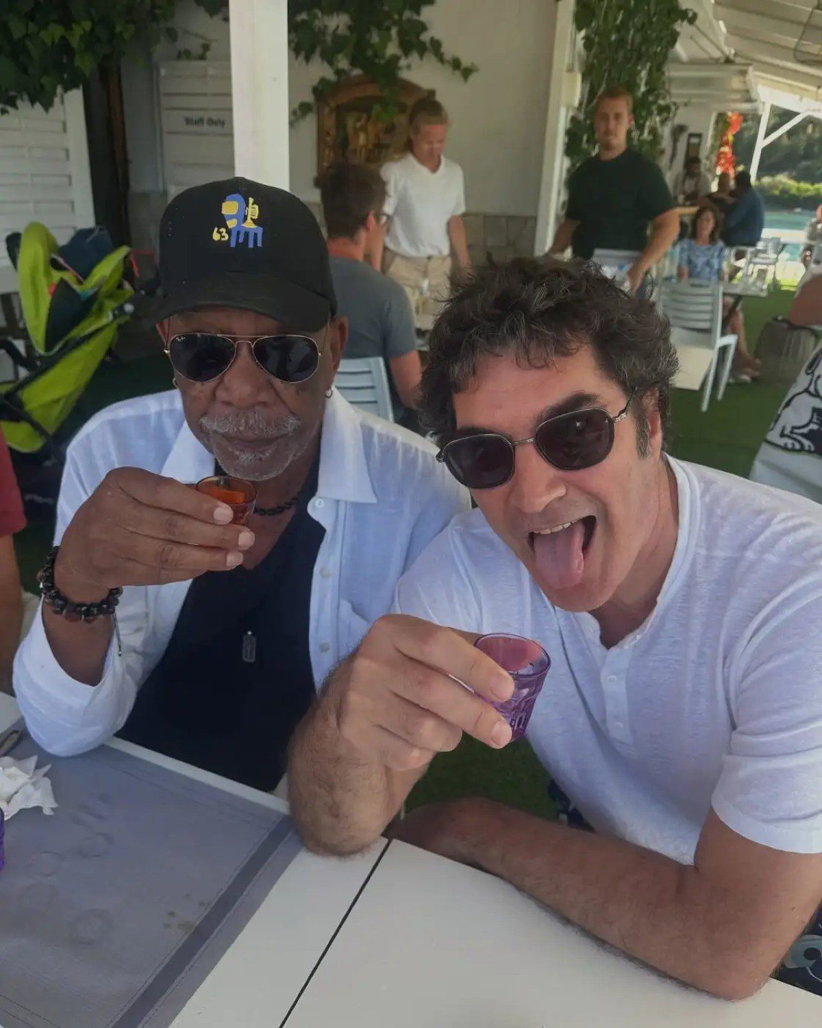 Χριστόφορος Παπακαλιάτης, Μόργκαν Φρίμαν