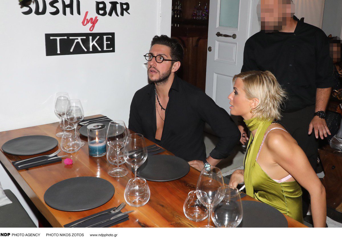 Κατερίνα Λιόλιου - Χάρης Παπατζανής: Ερωτευμένοι στα σοκάκια της Μυκόνου (Φωτογραφίες)