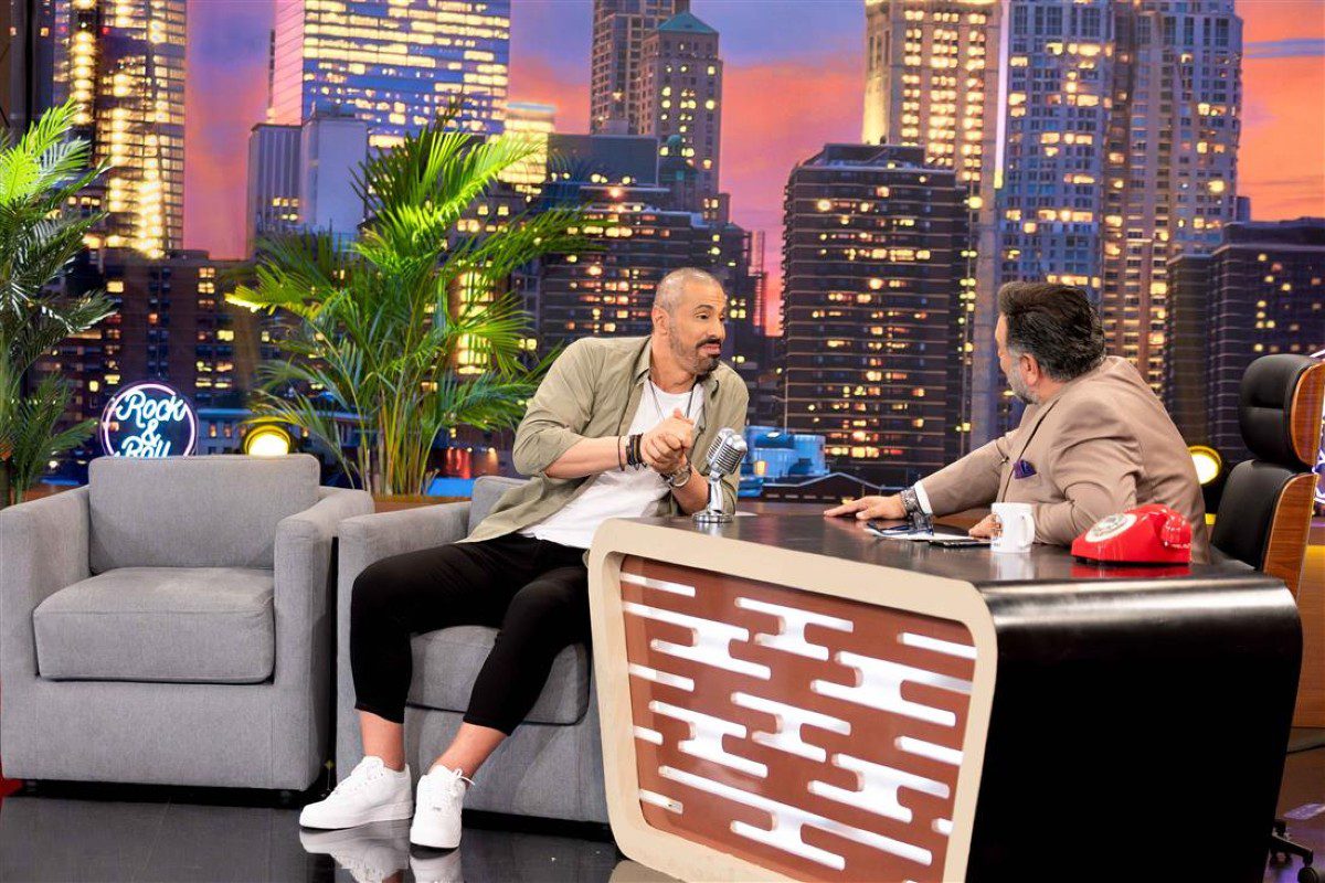 Ο Γιώργος Παράσχος στο The 2night Show