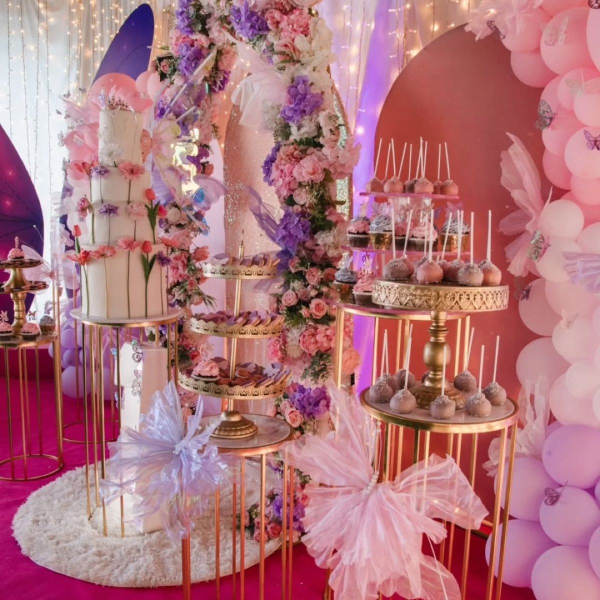 Τα γλυκά και ο στολισμός στο πάρτι της κόρης του Μαυρίκιου Μαυρικίου και της Ιλάειρας Ζήση