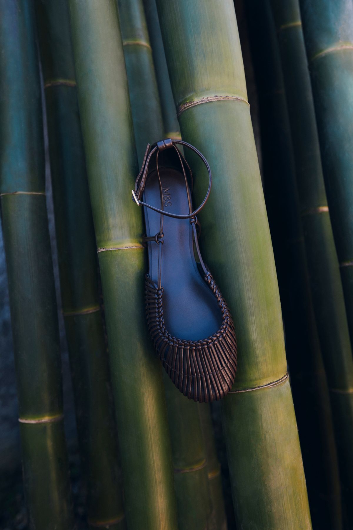 Πλεκτές flats με μπαρέτα