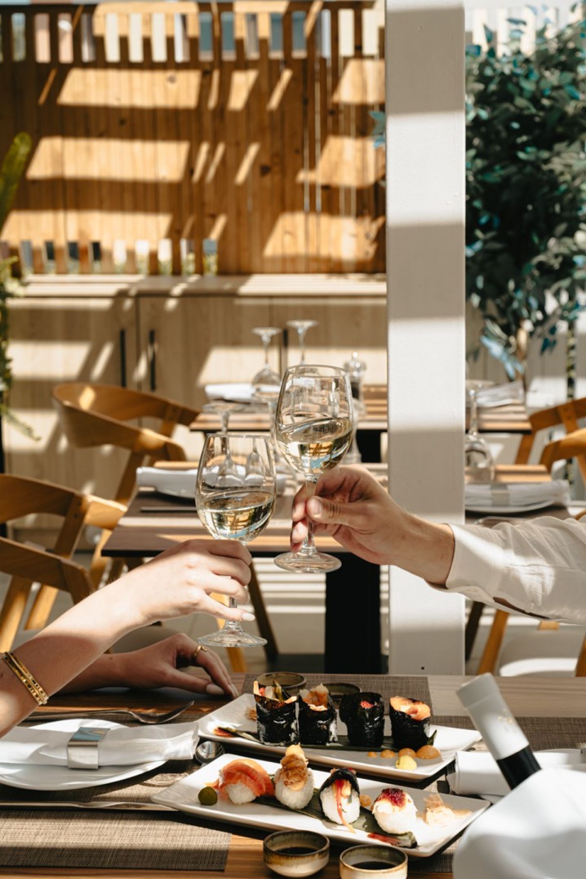 Απόλαυση σε ένα ατμοσφαιρικό περιβάλλον