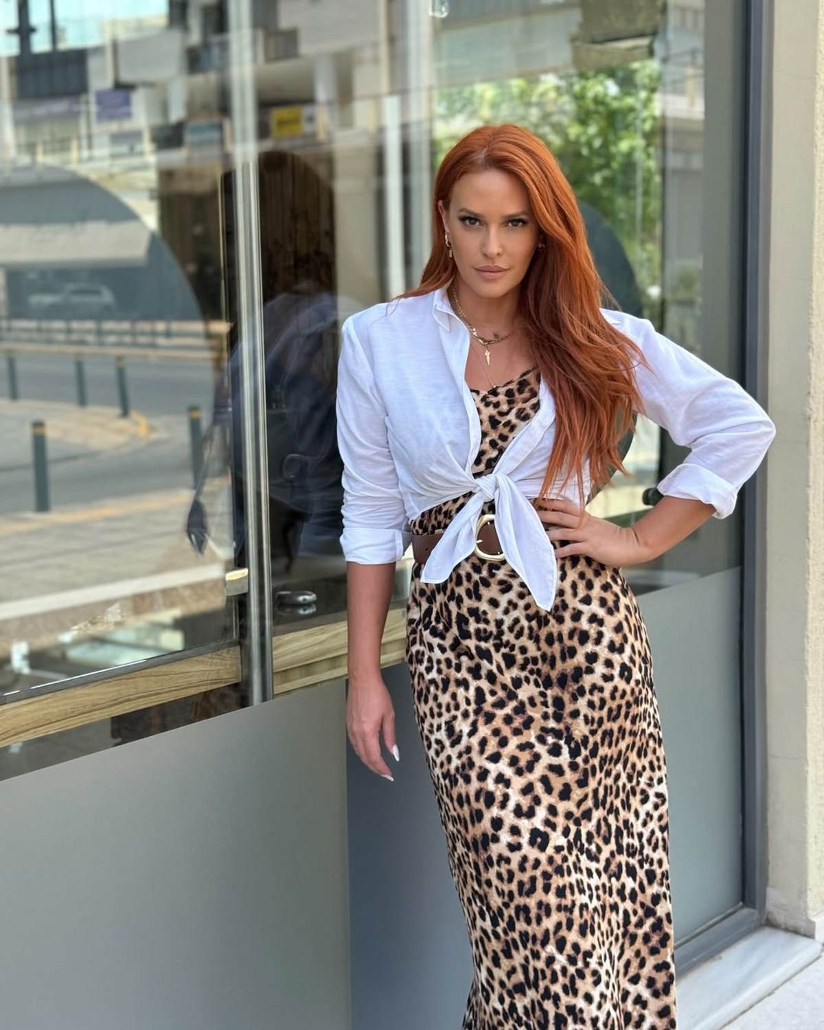 Η Σίσσυ Χρηστίδου με λεοπάρ φόρεμα