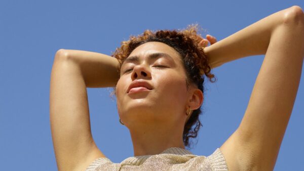 Skincare: Η φυσική σειρά που θα απογειώσει την επιδερμίδα σου φέτος το καλοκαίρι