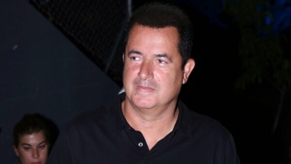 Ο Ατζούν στη Μύκονο