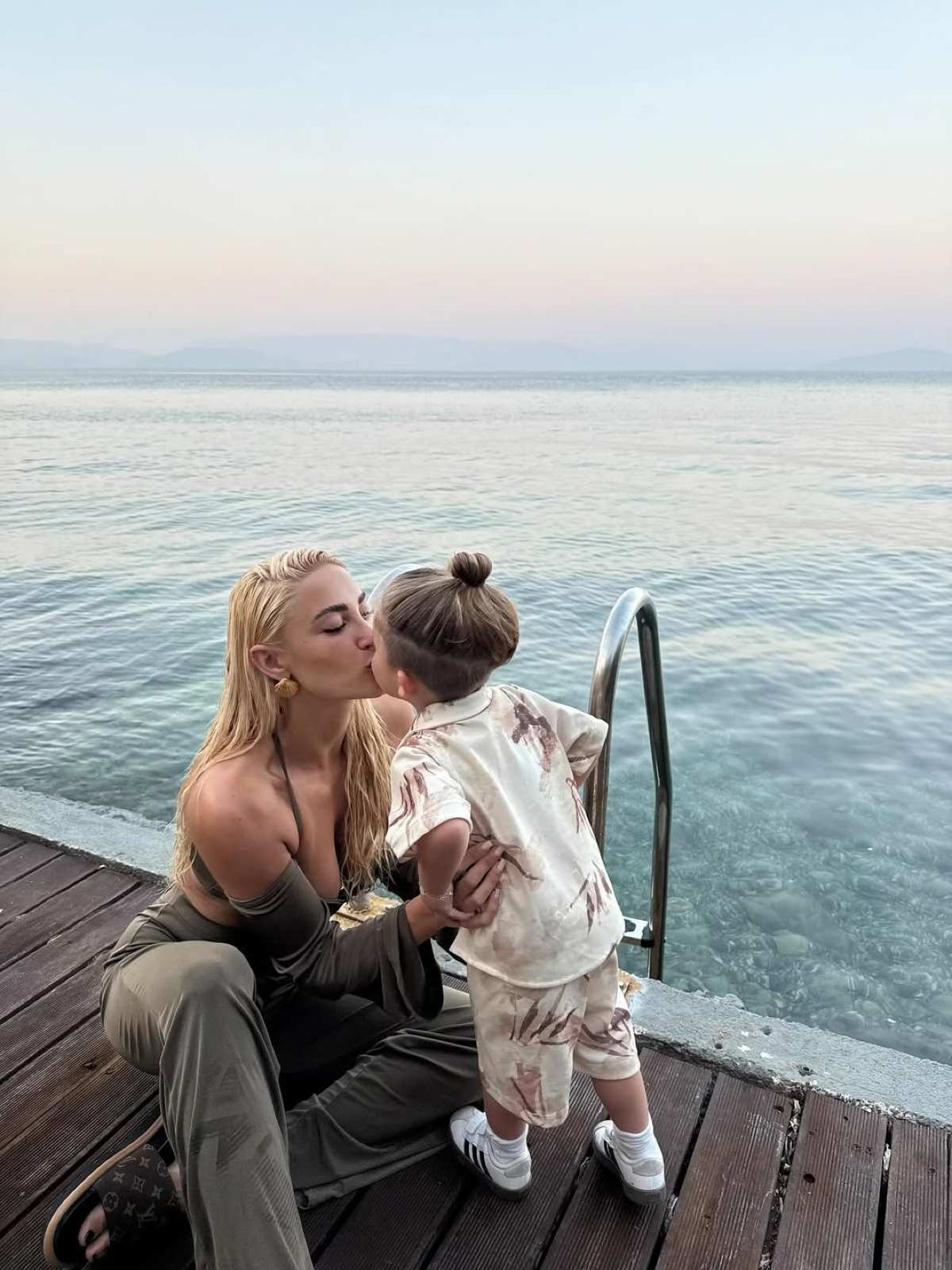 Η Ιωάννα Τούνη με τον γιο της, Πάρη