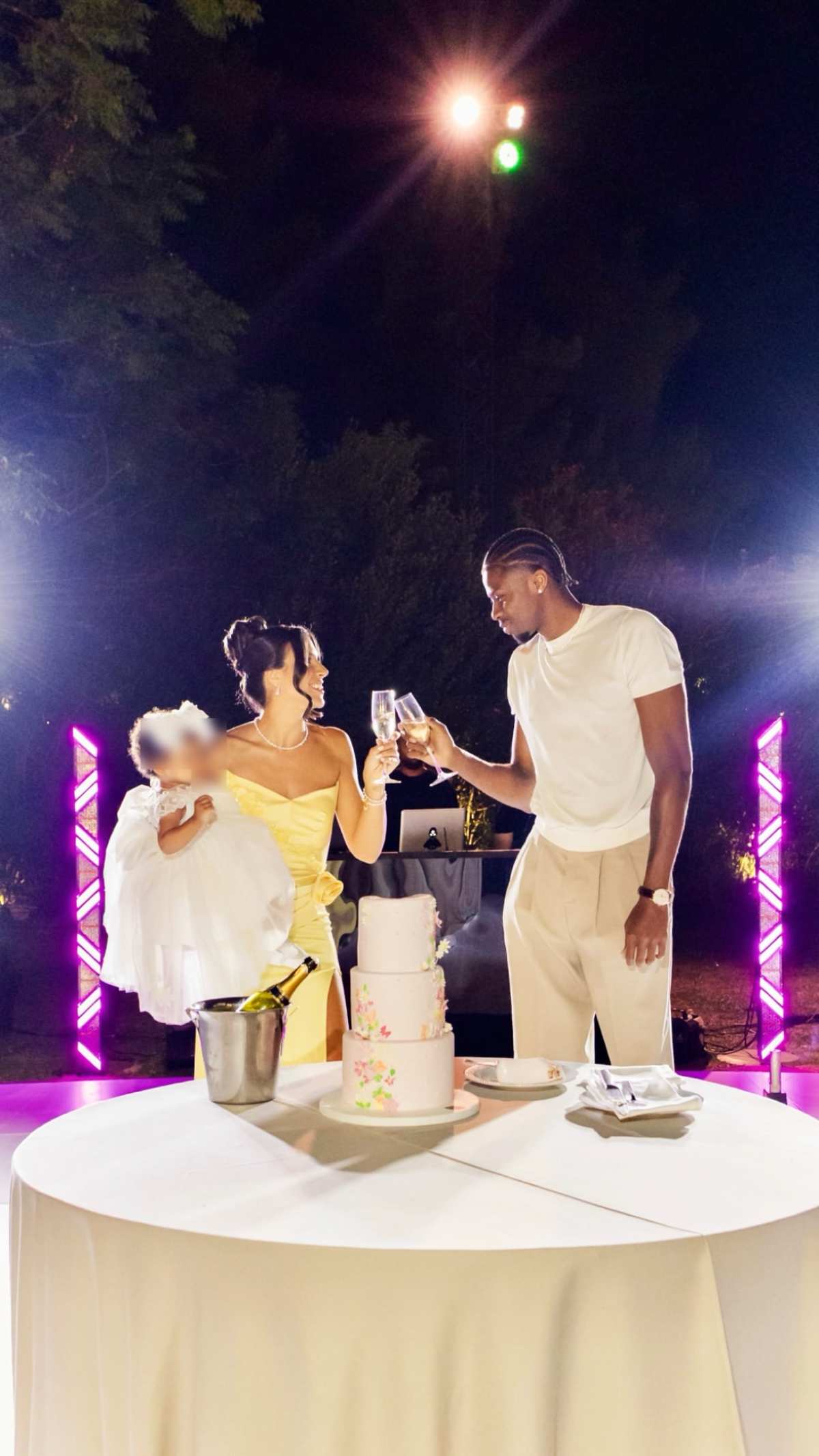 Κώστας Αντετοκούνμπο: Βάφτισε την κόρη του με νονό τον αδελφό του, Γιάννη - Δείτε στιγμιότυπα