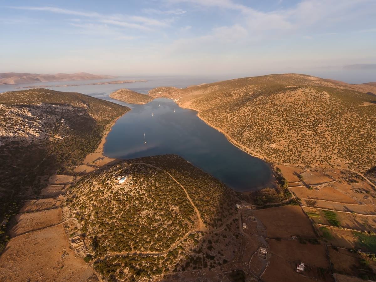 Αστυπάλαια Βαθύ