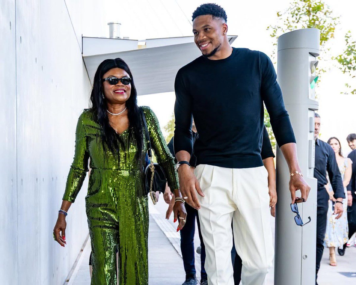 Βερόνικα Αντετοκούνμπο, Γιάννης Αντετοκούνμπο