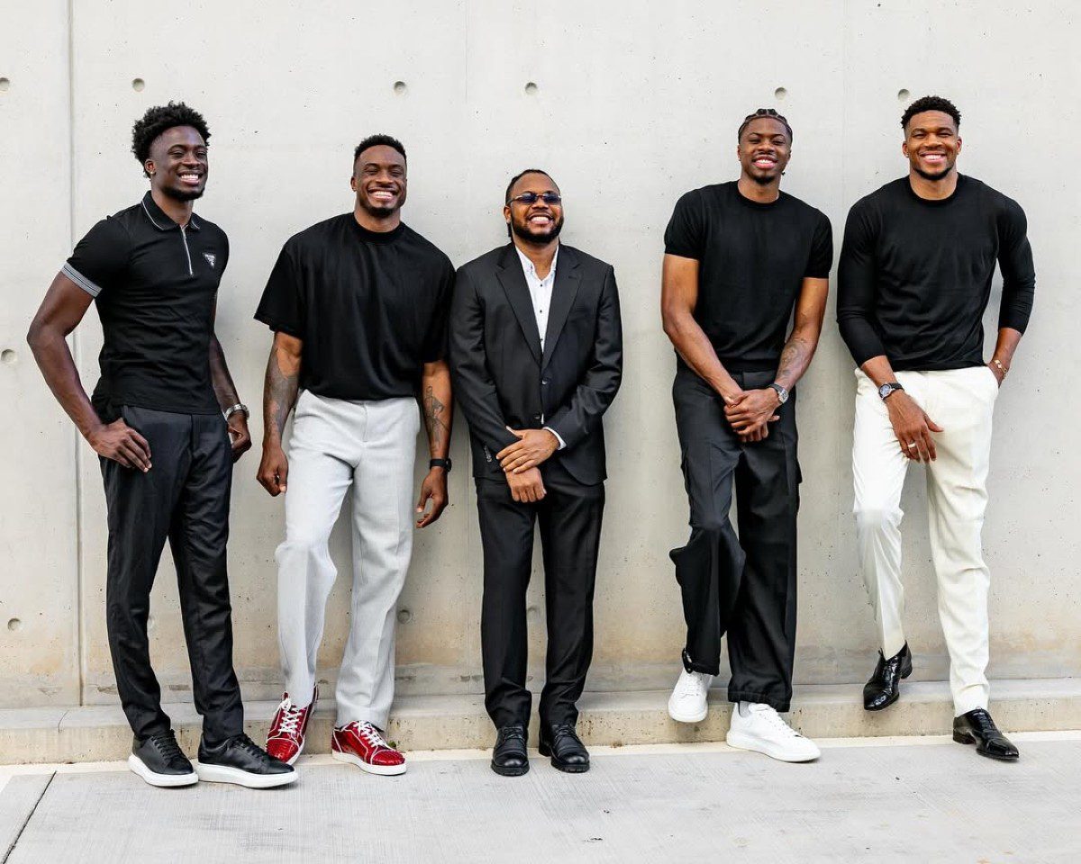 Τα αδέρφια Αντετοκούνμπο