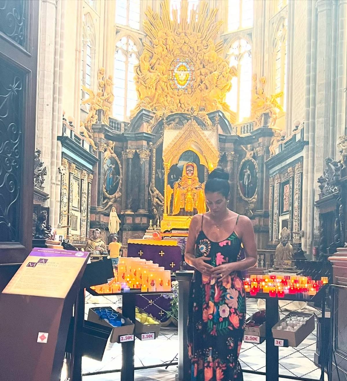 Η Μαρία Κορινθίου στη Βασιλική της Μαρίας Μαγδαληνής