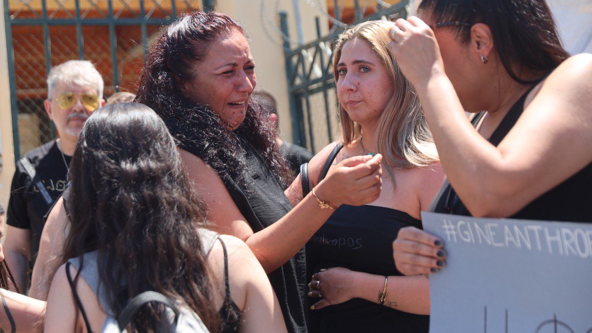 Κυριακή Γρίβα μητέρα