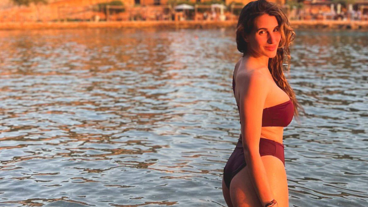 Η Παυλίνα Βουλγαράκη με μαγιό