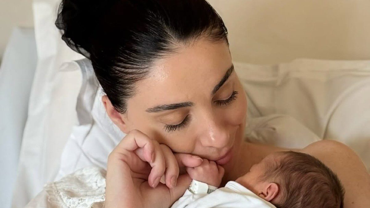 Μαμά η Βαλέρια Χοψονίδου