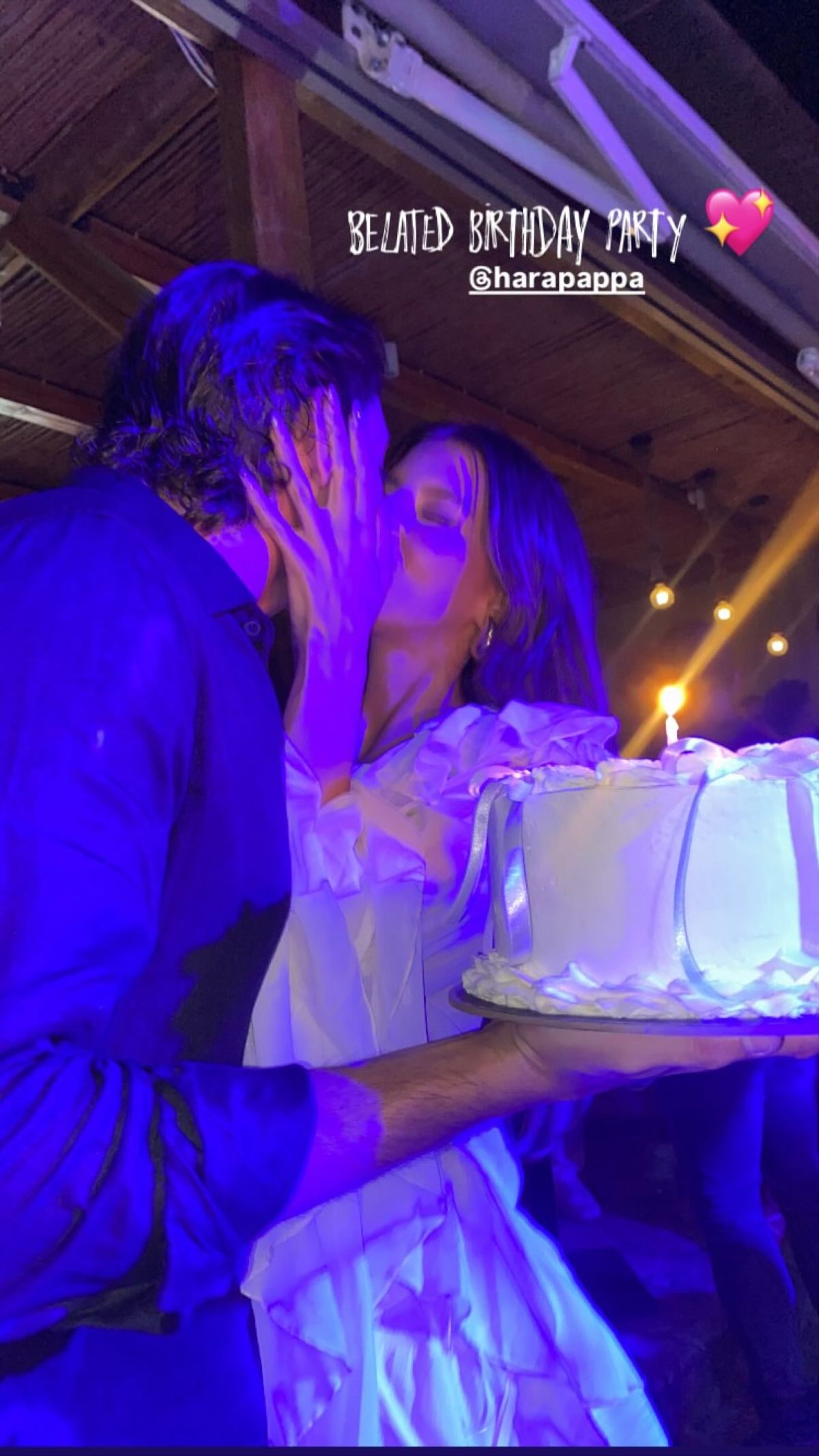 Η Χαρά Παππά με τον Στέφανο Τσαγκαράκη στα γενέθλιά της