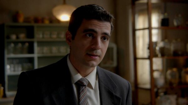 Άγιος έρωτας Χάρης