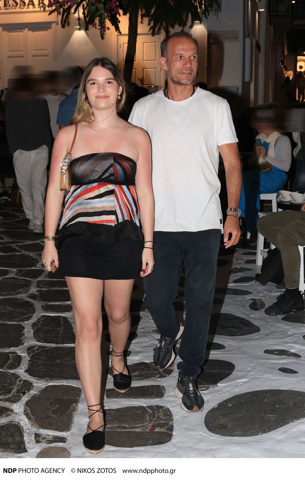 Μπασινάς με κόρη