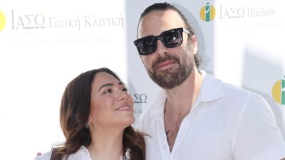 Η Ευρυδίκη Βαλαβάνη με τον Γρηγόρη Μόργκαν και τον γιο τους