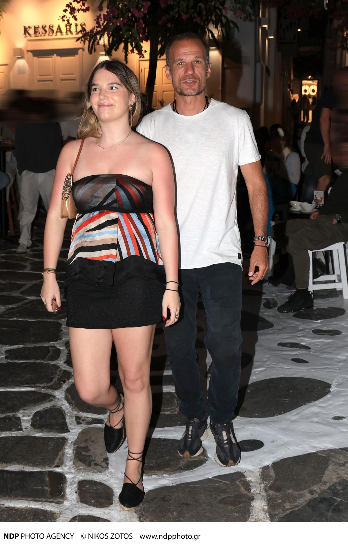 Μπασινάς με κόρη