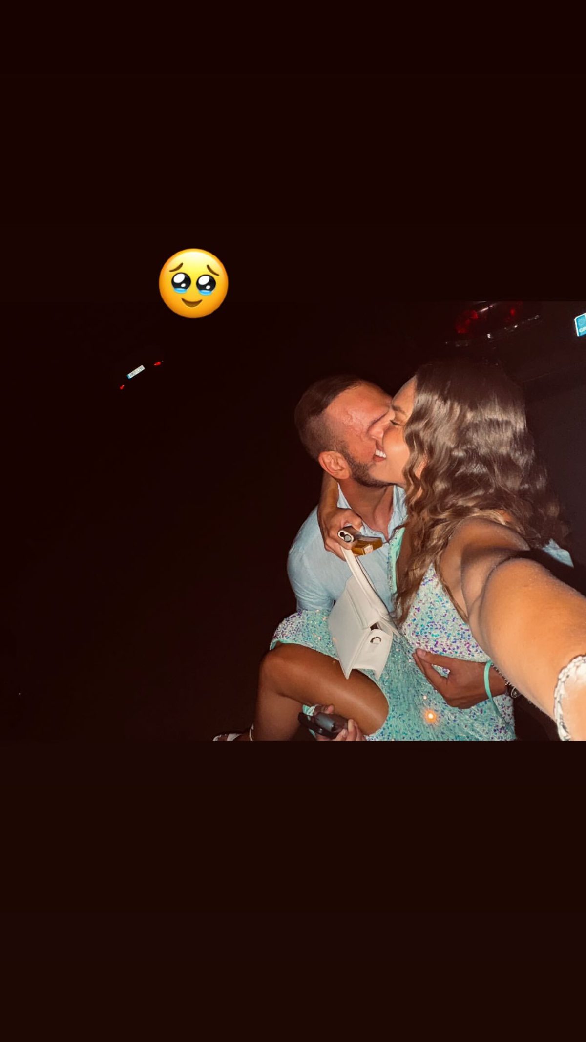 Η Κατερίνα Δαλάκα στην αγκαλιά του συντρόφου της