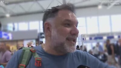 Ο Γρηγόρης Αρναούτογλου στην κάμερα