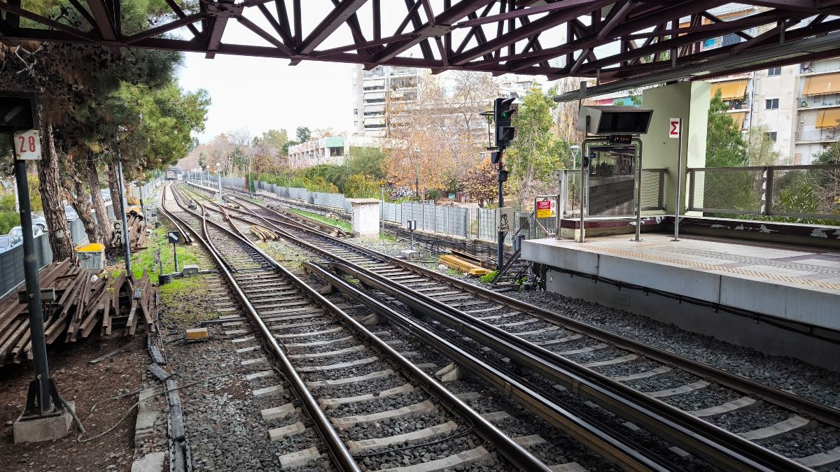 στάση τρένου